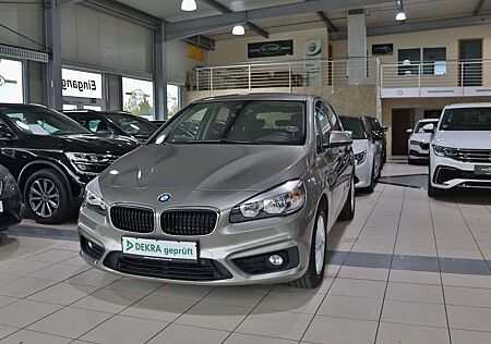 BMW 218 Advantage