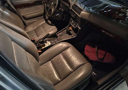 BMW 530i 530
