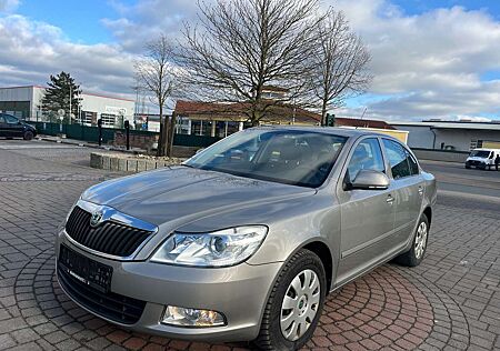 Skoda Octavia 1.4 Impuls Edition TEMPOMAT+SHZ+PDC+TÜV