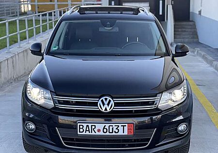 VW Tiguan Volkswagen 2.0 TDI DPF 4Motion Sport & Style
