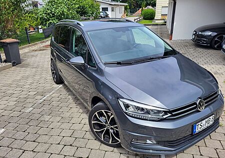 VW Touran Volkswagen 1.4 TSI DSG Highline ACC LEDER NAVI usw.