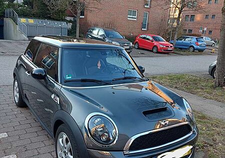 Mini Cooper S – sehr gepflegt | TÜV neu 02/2028 | Sommer- & Winterreifen