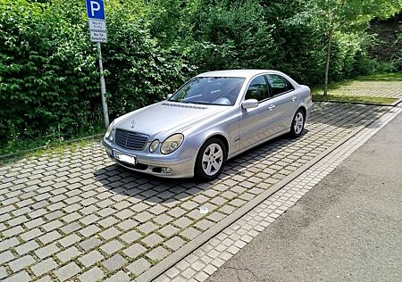 Mercedes-Benz E 200 CDI Classic