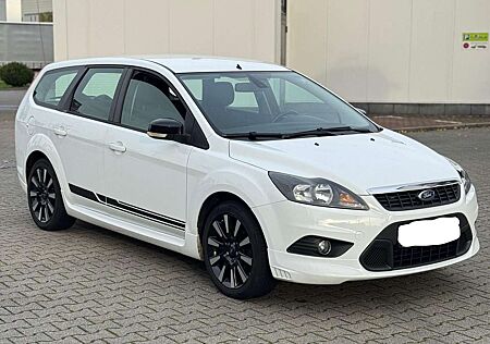 Ford Focus Turnier1.8 * Service & Bremsen neu
