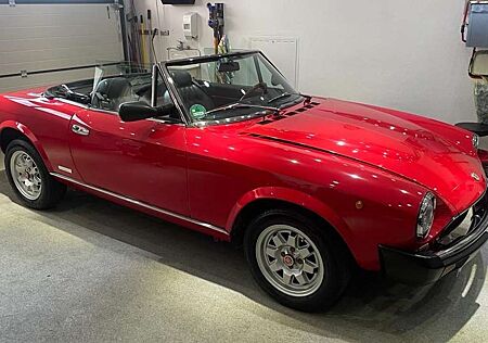 Fiat 124 Spider Pinin Farina Euro Spider