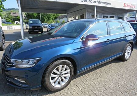 VW Passat Variant Volkswagen Comfortline 1.5 TSI 6-Gang