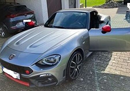 Abarth 124 Spider Tourismo 1.4 MultiAir Turbo Automatik - 200 PS