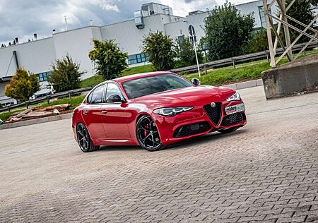 Alfa Romeo Giulia Competizione 2.0 Q4 vom AR Vertragshändler