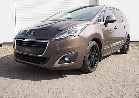 Peugeot 5008 Active*AHK*Navi*SHZ*PDC*RFK*