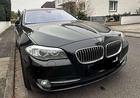 BMW 530d 530 xDrive Touring Aut.