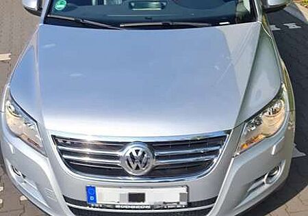 VW Tiguan Volkswagen 2.0 TDI DPF 4Motion Track & Field