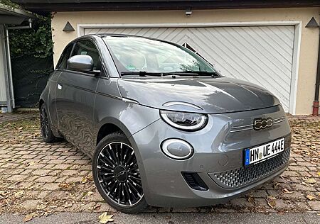 Fiat 500E 500 Elektro 42kWh la Prima (by Bocelli)