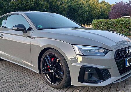 Audi A5 Coupe 40 TDI quattro S tronic line