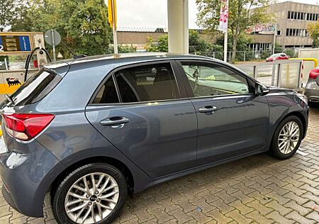 Kia Rio 1.4 Dream-Team Edition