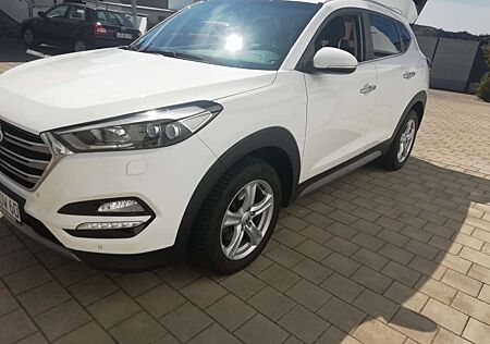 Hyundai Tucson Premium 4WD