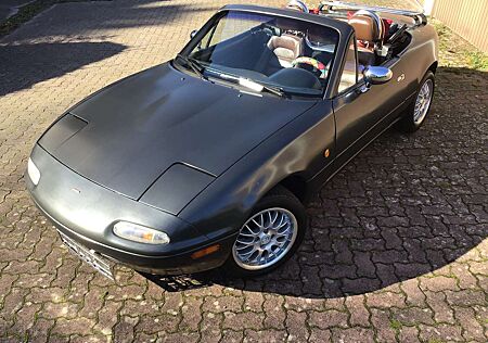 Mazda MX-5 Cabrio Roadster 1998, MX5-NA