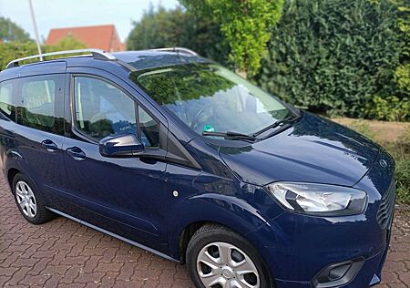 Ford Tourneo Courier 1.0 EcoBoost Trend