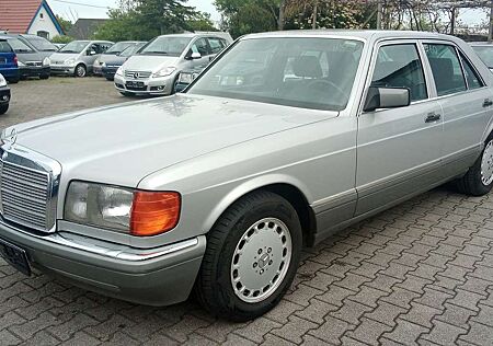 Mercedes-Benz S 300 SE