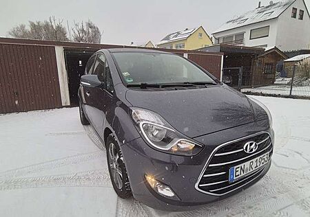 Hyundai ix20 blue Passion