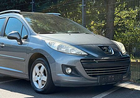 Peugeot 207 SW Premium Pano Klima