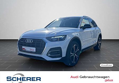 Audi Q5 TFSI e quattro S tronic AHK SHZ RFK MMI NAVI