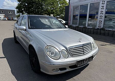 Mercedes-Benz E 240 *Vollausstattung*