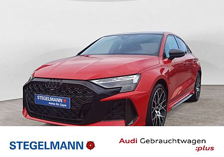 Audi RS3 TFSI quattro S tronic HD-MATRIX P