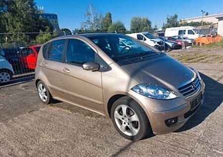 Mercedes-Benz A 200 (169.033)