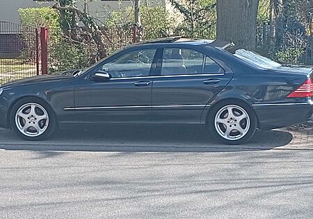 Mercedes-Benz S 500 4Matic Vollausstattung/TÜV neu