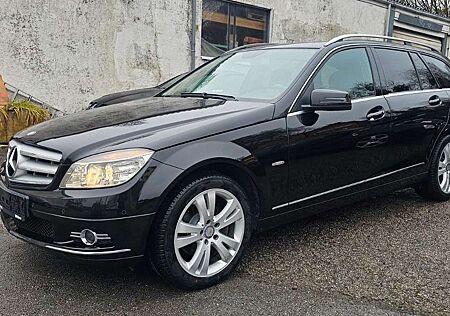 Mercedes-Benz C 200 C T-Modell Kompressor Leder AHK Navi PDC