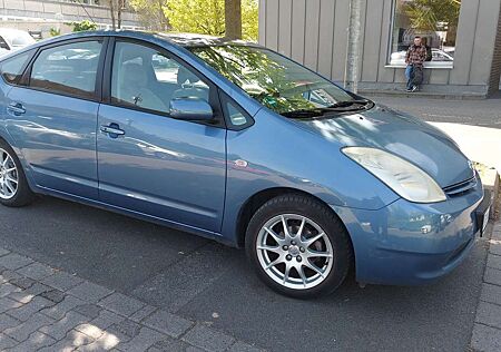 Toyota Prius (Hybrid) Executive