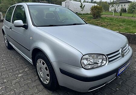 VW Golf Volkswagen 1.6 Comfortline-Automatik-Klima-Tüv neu