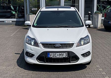Ford Focus Lim. Titanium