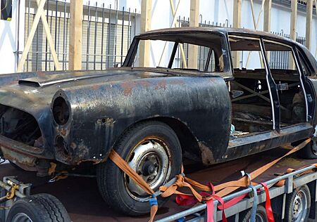 Lancia Flaminia Berlina 2500
