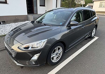 Ford Focus EcoBlue.Nav.Temp.SHZ.Serv-Neu.EU6 GARANTIE.1Hd
