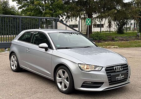 Audi A3 2.0 TDI S line*Navi*Temp.*1Jahr Garanti