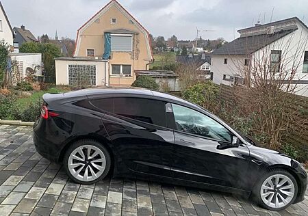 Tesla Model 3 SR Hinterradantrieb, 1.Hd mit AHK, RWD 60 KWh