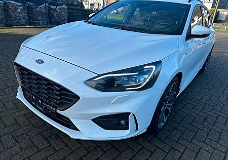 Ford Focus Turnier ST-Line