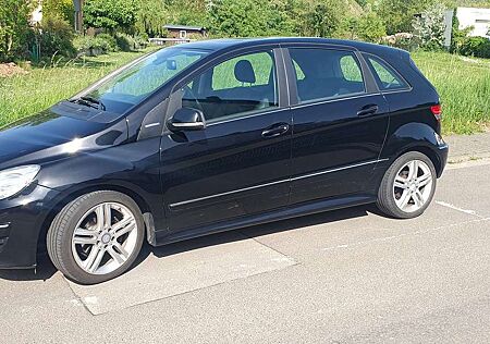 Mercedes-Benz B 180 B-Klasse BlueEFFICIENCY