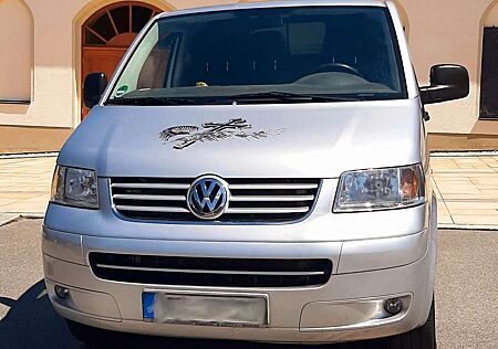 VW T5 Transporter Volkswagen Leichenwagen + Bestattungswagen+4MOTION