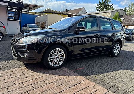 Ford Focus Turnier Ghia / TEMPOM. / 2.HAND / WINTERPA