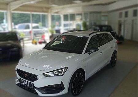 Seat Leon Sportstourer e-Hybrid NAV / KAM / 19" / WR
