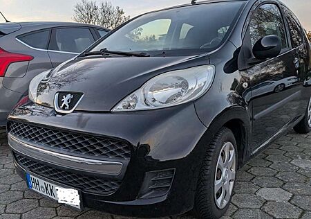 Peugeot 107 3-Türer 70 Filou TÜV NEU ÖL NEU