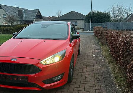 Ford Focus 1.0 EcoBoost Start-Stopp-System ST-Line