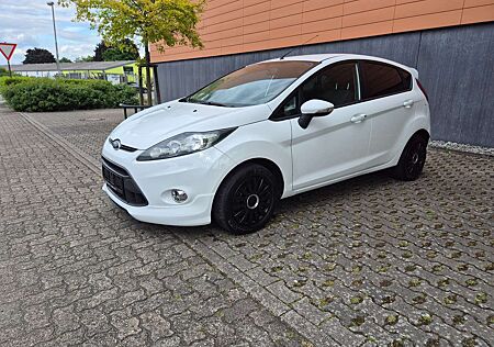 Ford Fiesta 1,4 Ltr. 2.Hand-Klima-Allwetterreifen