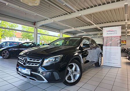 Mercedes-Benz GLA 180 Urban LED Scheinwerfer Kamera
