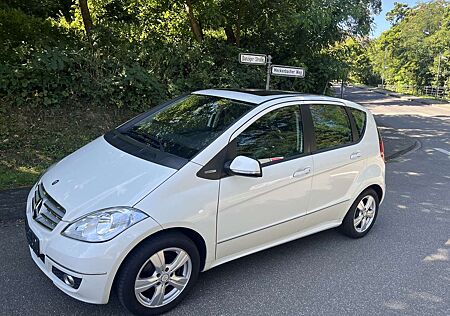 Mercedes-Benz A 160 BlueEFFICIENCY Avantgarde