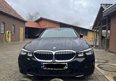 BMW 320 d Advantage