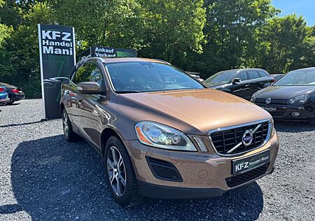 Volvo XC 60 XC60 Summum AWD*DSG*PDC*NAVI