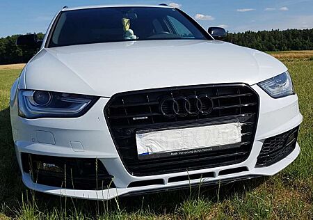 Audi A4 Avant 2.0 TDI DPF quattro S line Sportpaket
